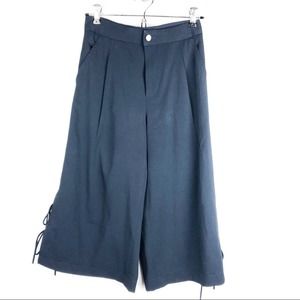 Nosbyn Navy Cropped Wide Leg Pants w/ Side Ties